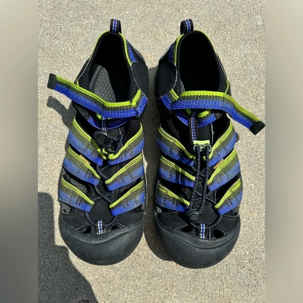 Keens Newport H2 Hiking Sandals - Men’s 7